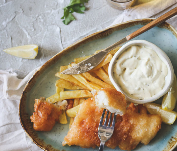 Fish and chips – pohovana riba sa pomfritom