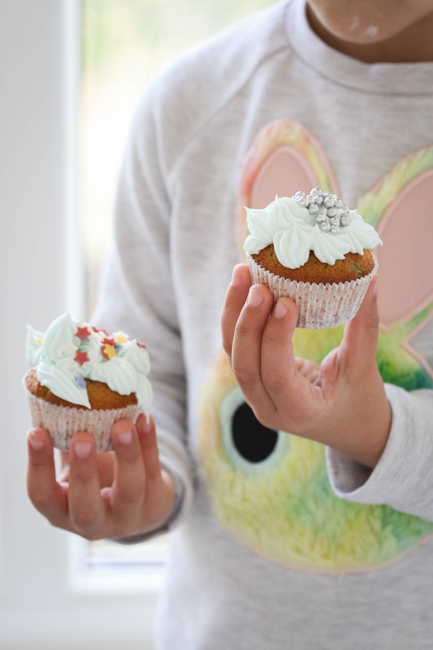 Cupcakes sa šarenim mrvicama