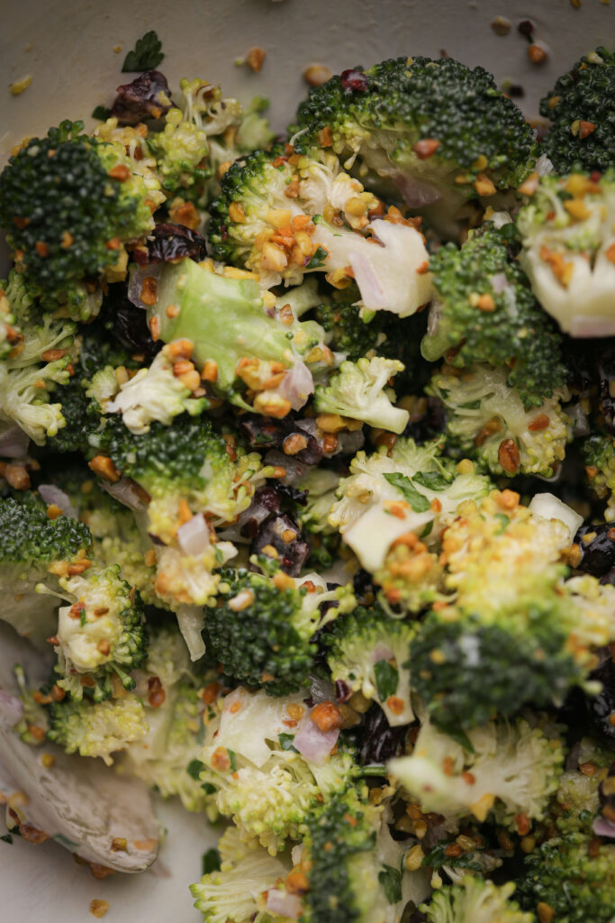 salata od svežeg brokolija